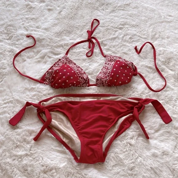 Handkerchief bikini. Size Medium. - Picture 1 of 4
